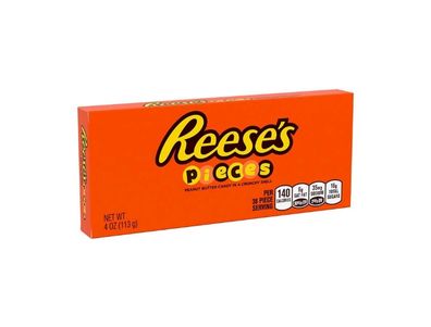 caja de Caramelos Reese's Pieces de mantequilla de maní en cáscara crujiente 4 oz