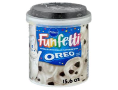 betun Oreo Pillsbury funfetti sabor vainilla con trozos de galleta oreo