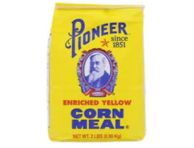 Harina de maíz amarillo Pioneer enriquecida 2 lb